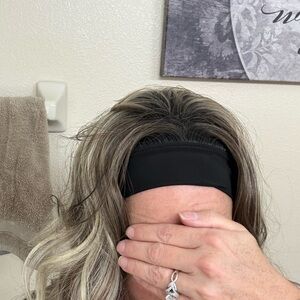 Chelsey Smith Crowns “Evan’s” Headband Wig